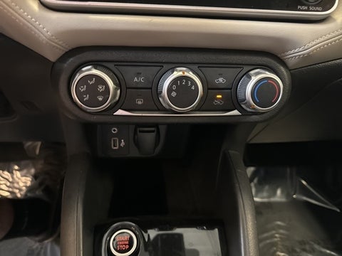 2020 Nissan Versa SV Xtronic CVT in Salina, KS - Marshall Nissan