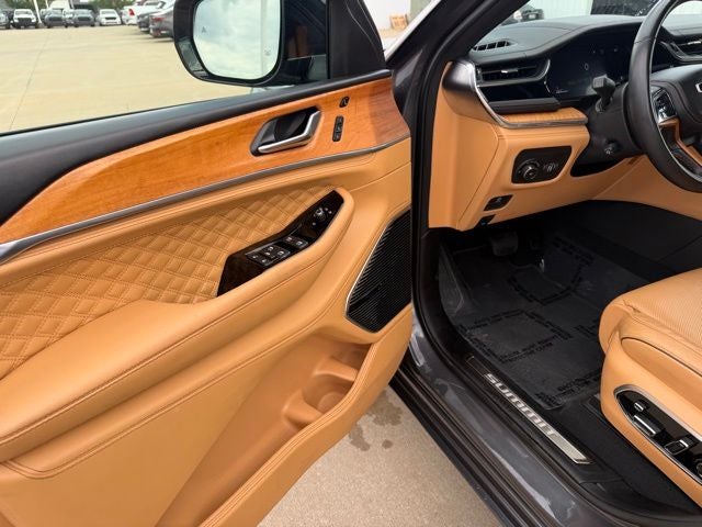 2024 Jeep Grand Cherokee L Summit
