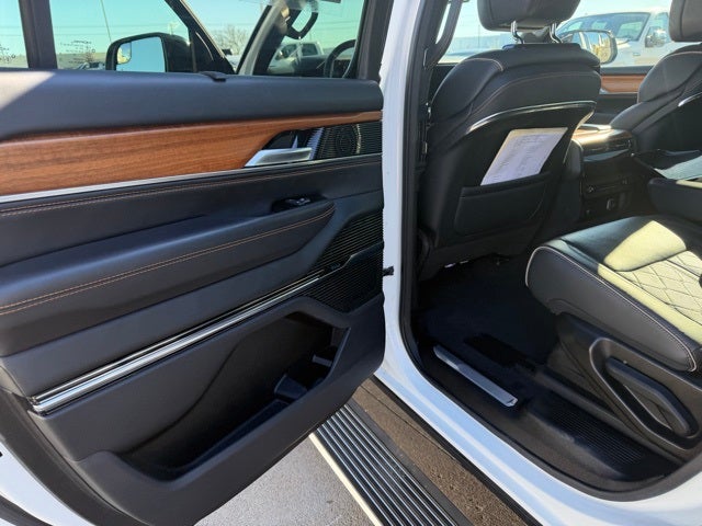 2024 Jeep Grand Wagoneer L Series III