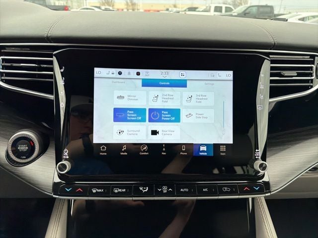 2023 Jeep Wagoneer Series III