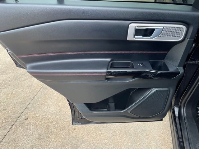 2024 Ford Explorer ST-Line