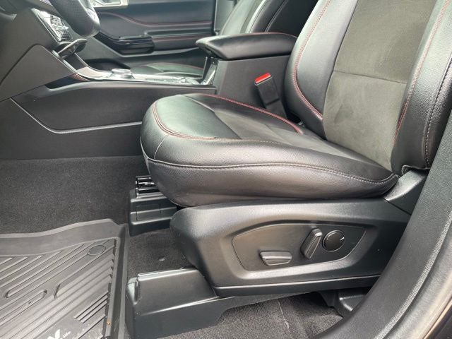 2024 Ford Explorer ST-Line