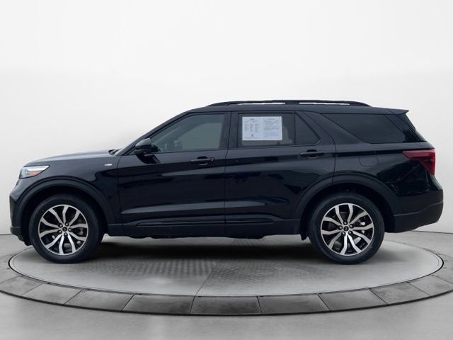 2024 Ford Explorer ST-Line