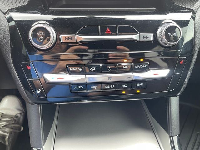 2024 Ford Explorer ST-Line