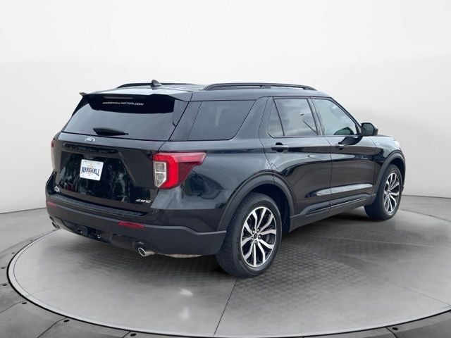 2024 Ford Explorer ST-Line
