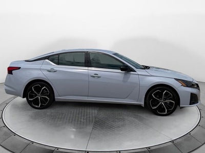 2025 Nissan Altima 2.5 SR