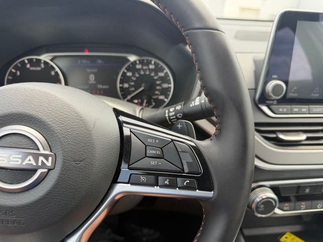 2025 Nissan Altima 2.5 SR