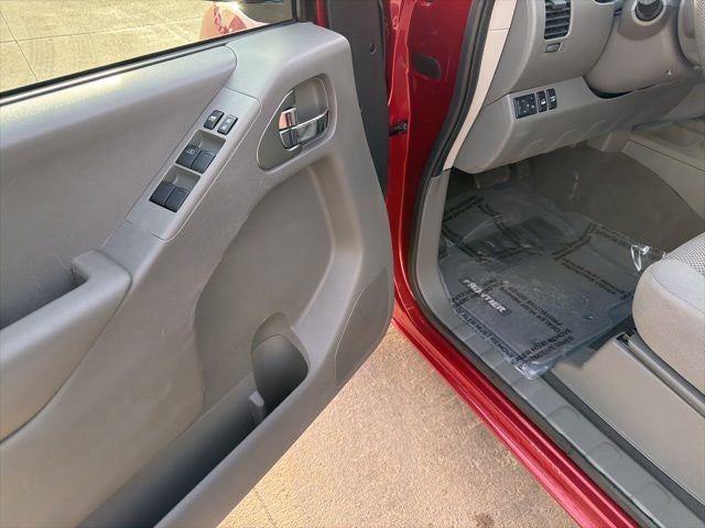 2021 Nissan Frontier SV