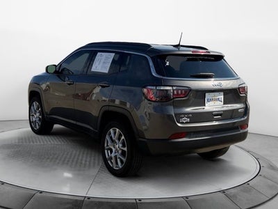 2022 Jeep Compass Latitude Lux