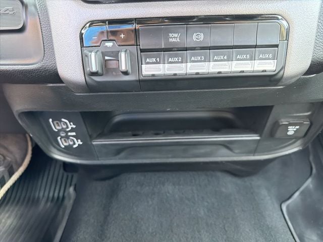 2023 RAM 3500 SLT