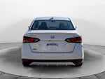 2021 Nissan Versa 1.6 SR