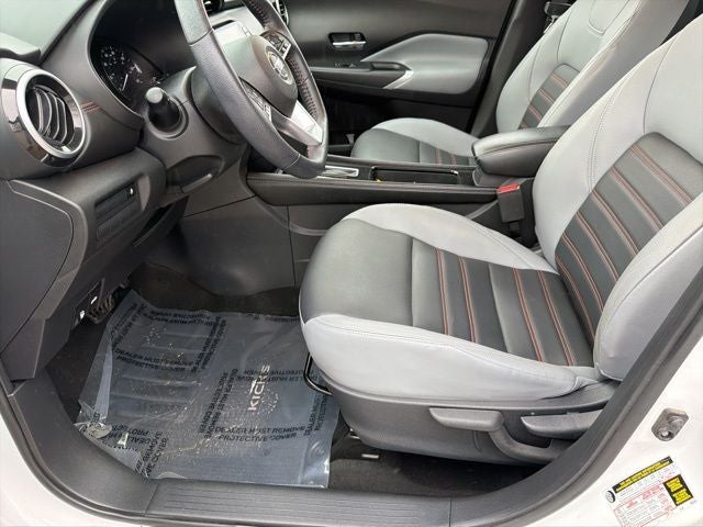 2021 Nissan Kicks SR