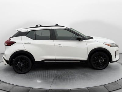 2021 Nissan Kicks SR