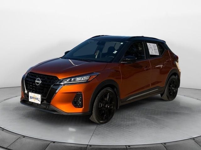 2023 Nissan Kicks SR