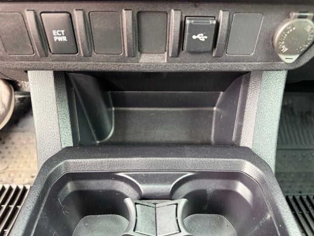 2022 Toyota Tacoma SR V6
