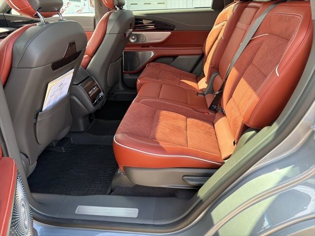 2024 Lincoln Nautilus Black Label