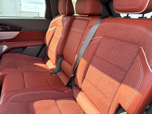 2024 Lincoln Nautilus Black Label