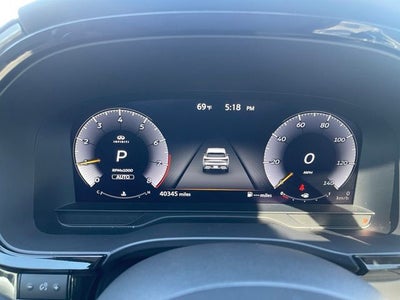 2023 INFINITI QX60 LUXE
