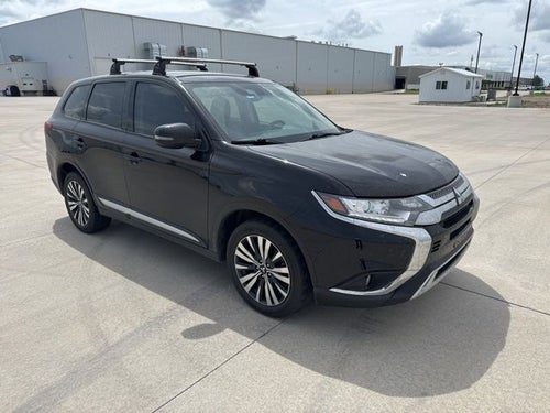 2020 Mitsubishi Outlander SE