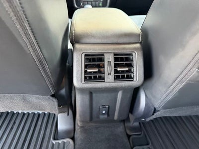 2020 Mitsubishi Outlander SE