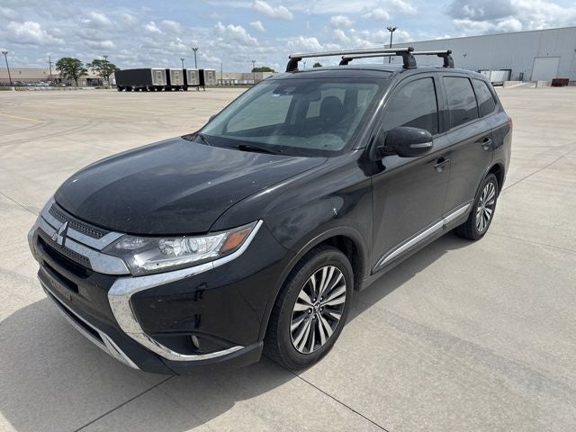 2020 Mitsubishi Outlander SE