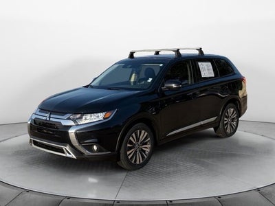 2020 Mitsubishi Outlander SE