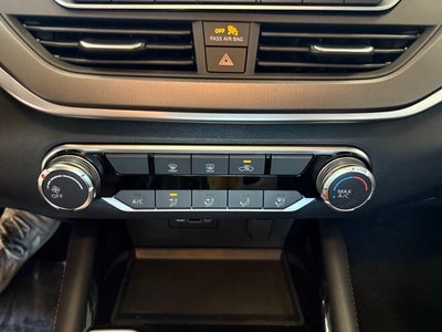 2025 Nissan Altima 2.5 SR