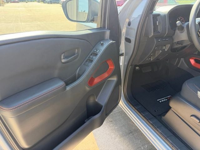 2026 Nissan Frontier PRO-4X w/R Package