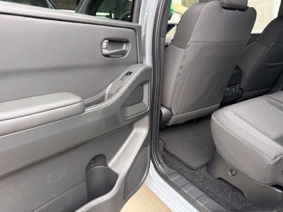 2027 Nissan Frontier SV