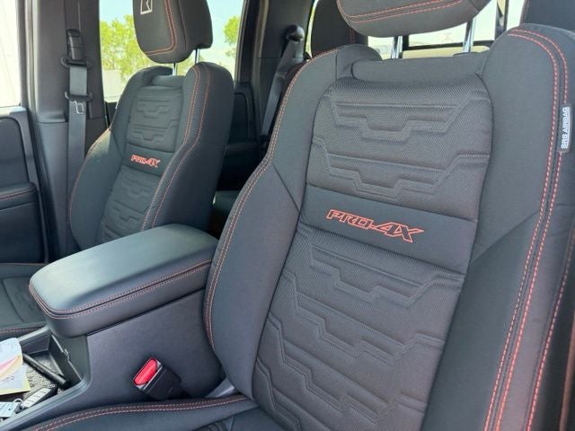 2026 Nissan Frontier PRO-4X w/R Package