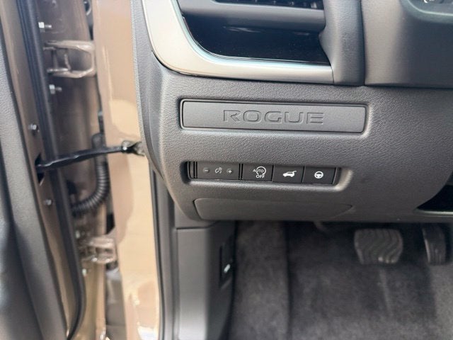 2027 Nissan Rogue Rock Creek
