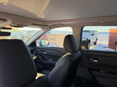 2026 Nissan Rogue Base