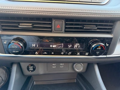 2026 Nissan Rogue Base