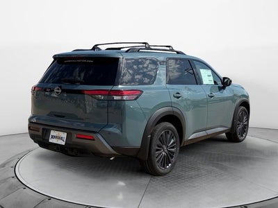 2026 Nissan Pathfinder SL
