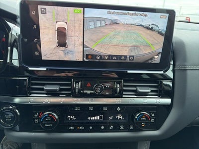 2026 Nissan Pathfinder Platinum